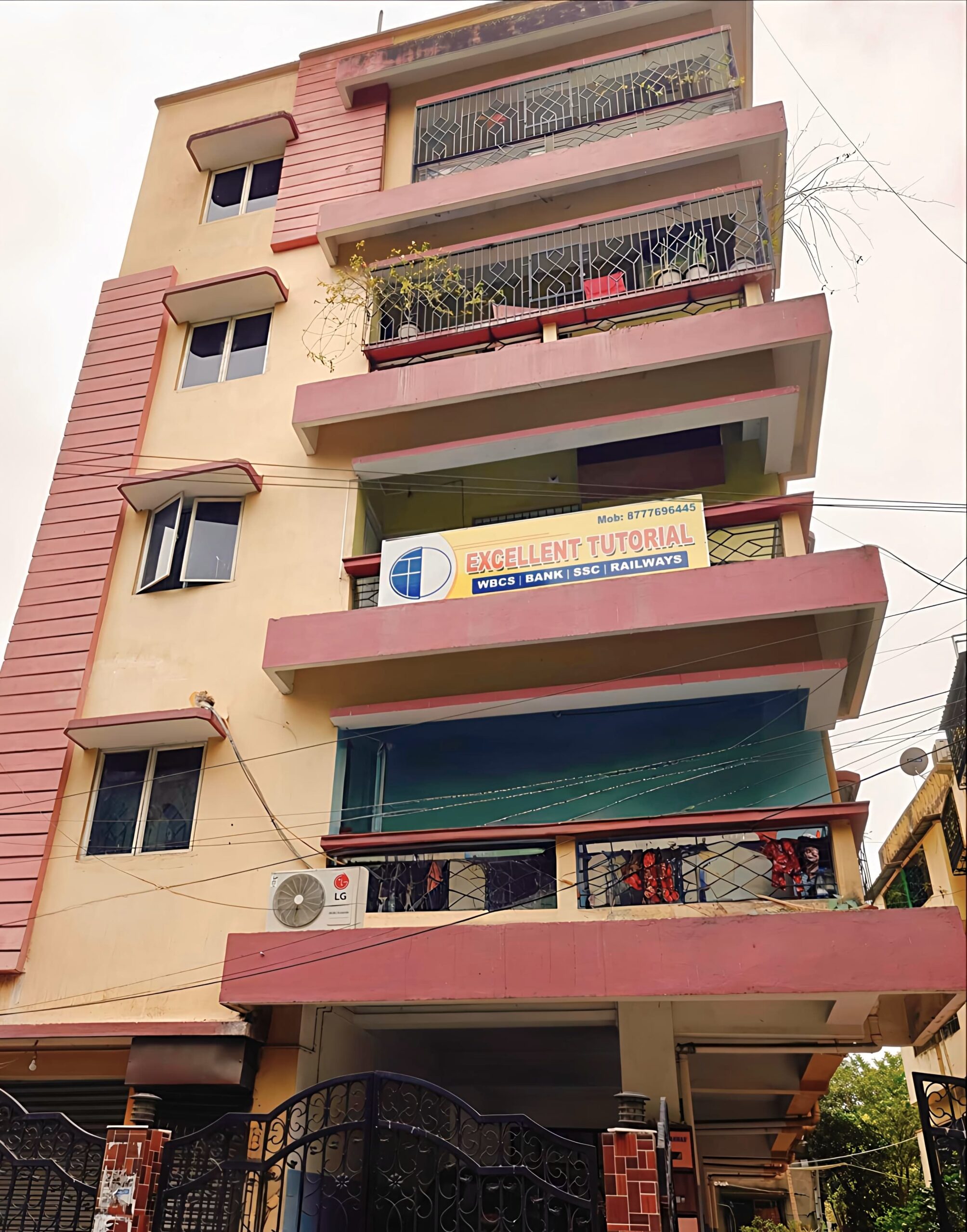 Excellent Tutorial Coaching Institute Building Jadavpur